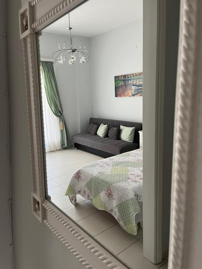 Sea View Apartments Near Athens Airport 02 Artemida  Bagian luar foto