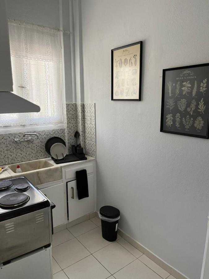 Sea View Apartments Near Athens Airport 02 Artemida  Bagian luar foto